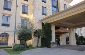 Comfort Inn & Suites Dallas Medical-Market Center  Даллас